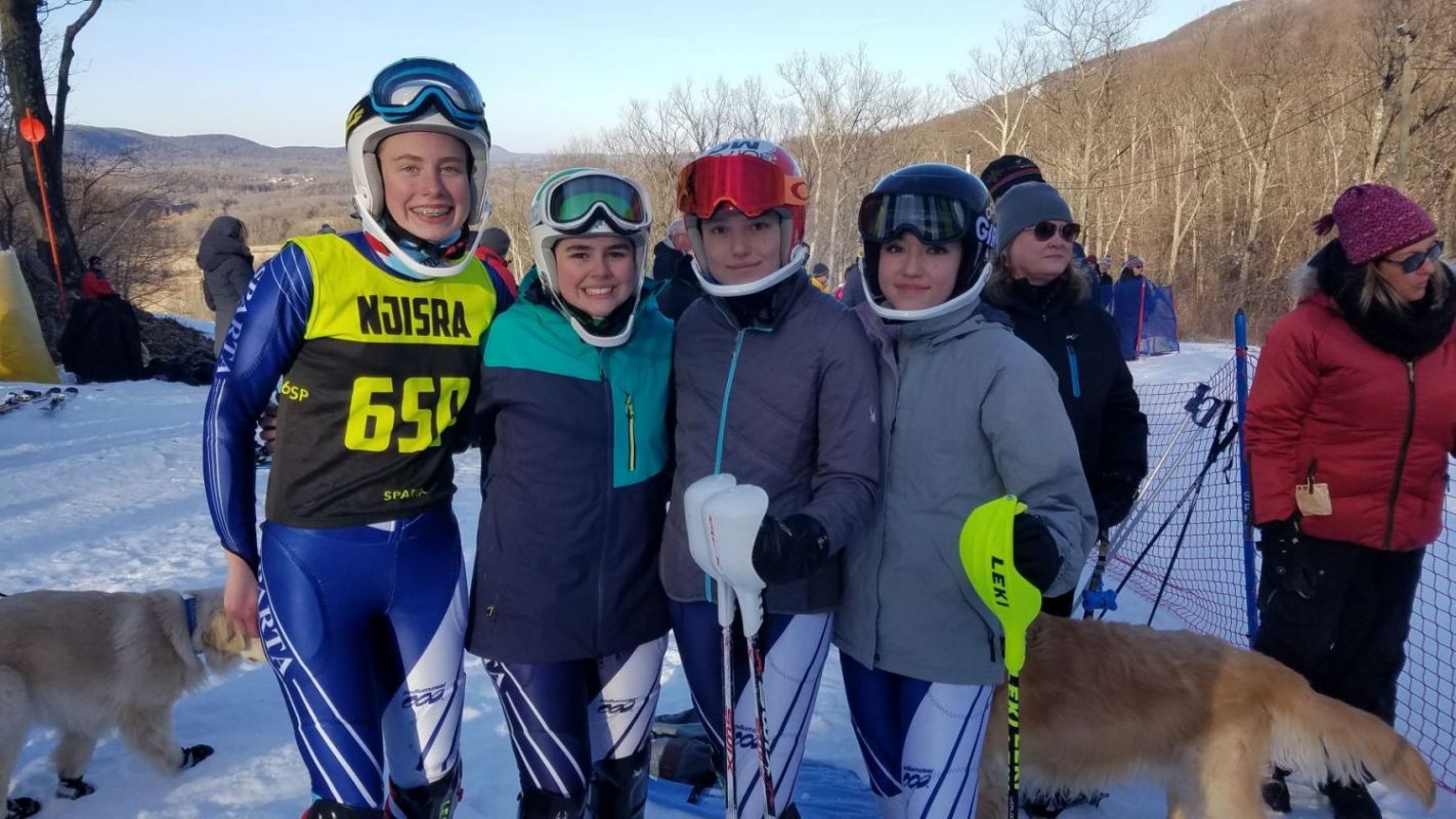 Cora, Claudia, Polina & Rachel